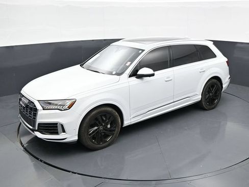 Used 2023 Audi Q7 3.0T Prestige w/ Prestige Package AWD/4WD image 31