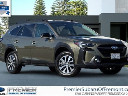 Used 2025 Subaru Outback Premium w/ Popular Package #1