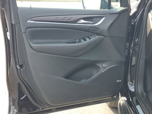 Certified 2023 Buick Enclave Avenir image 22