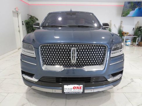 Used 2018 Lincoln Navigator Reserve w/ Technology Package AWD/4WD image 9