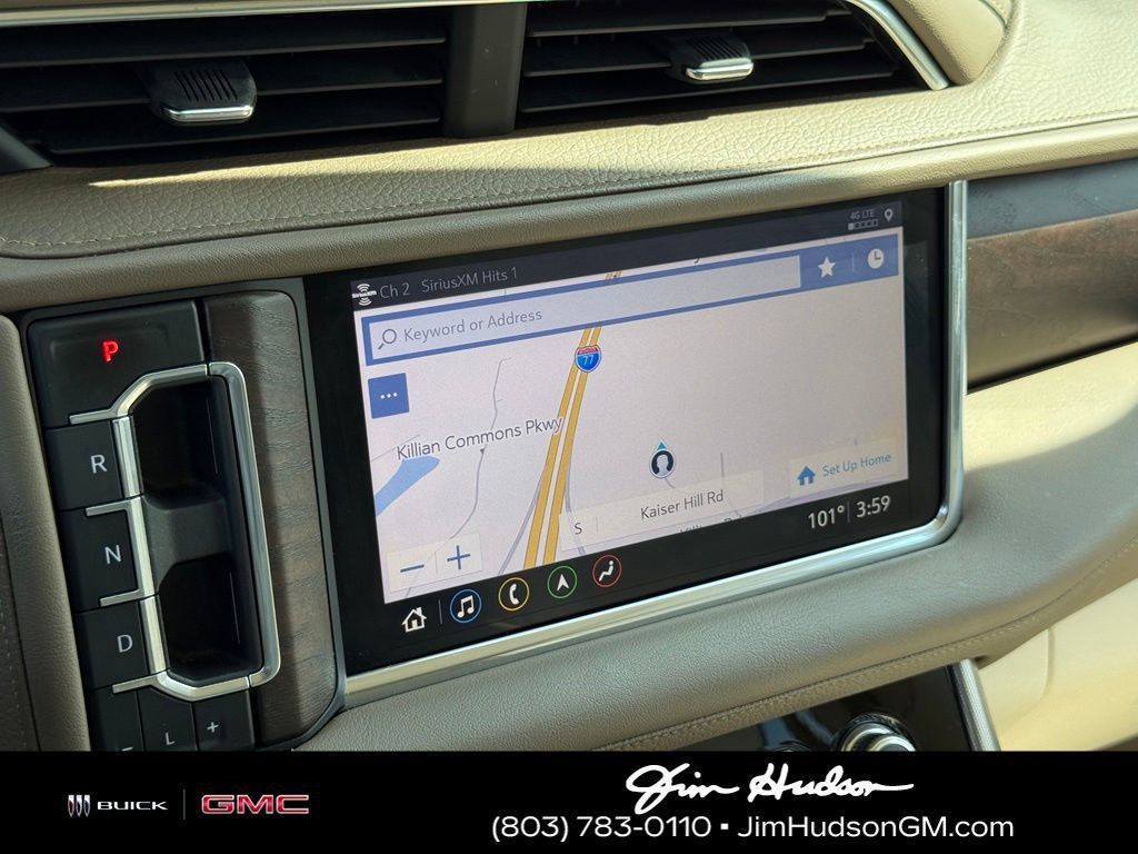 Used 2021 GMC Yukon XL Denali w/ Denali Premium Package AWD/4WD image 5