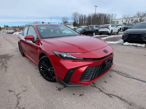 New 2026 Toyota Camry SE image 2