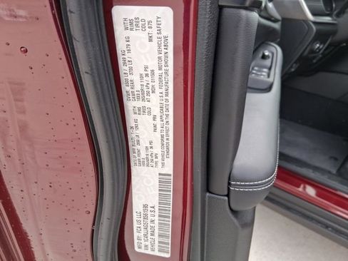 New 2026 Jeep Grand Cherokee L 2WD image 30