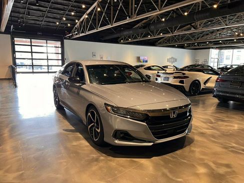 Used 2021 Honda Accord Sport image 7