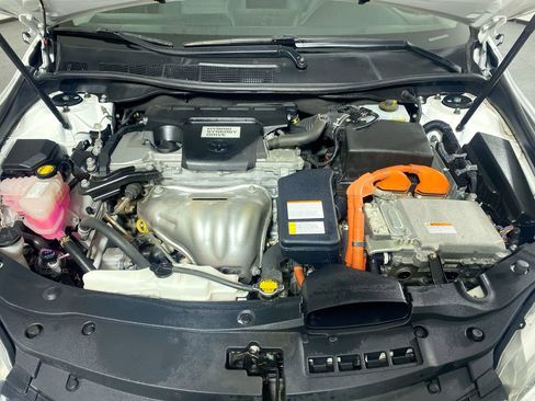 Used 2015 Toyota Camry LE image 24