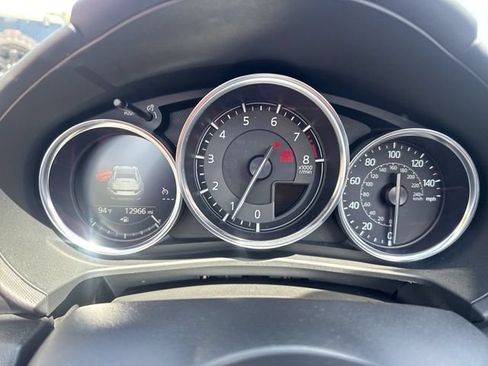 Used 2019 MAZDA MX-5 Miata RF Grand Touring w/ GT-S Package RWD image 16
