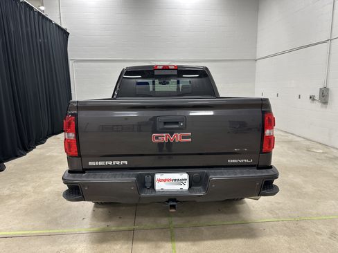 Used 2015 GMC Sierra 1500 Denali image 9