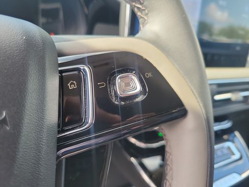 Certified 2023 Lincoln Corsair FWD image 17
