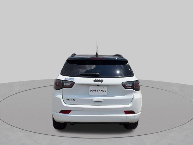 Used 2023 Jeep Compass High Altitude AWD/4WD image 4