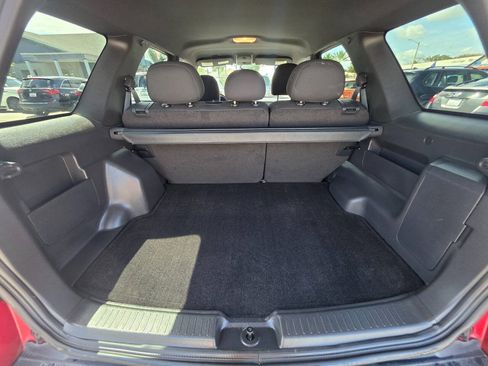 Used 2009 Ford Escape XLT FWD image 14