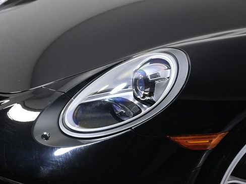 Used 2018 Porsche 911 GT3 image 22