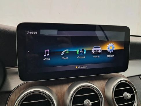 Used 2019 Mercedes-Benz C 300 4MATIC Cabriolet image 31