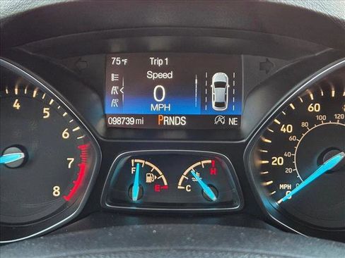 Used 2018 Ford Escape Titanium w/ Ford Safe & Smart Package image 11