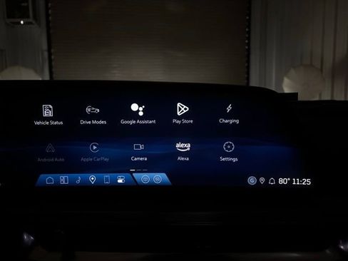 New 2025 Cadillac Lyriq Luxury image 26