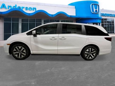 New 2026 Honda Odyssey EX-L image 2