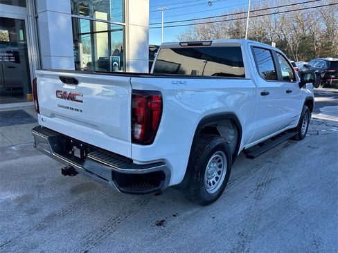Used 2023 GMC Sierra 1500 Pro w/ Pro Value Package image 3