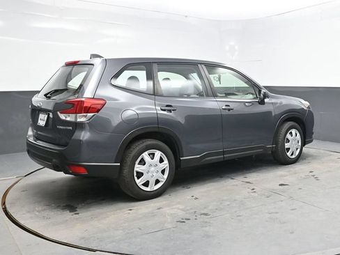 Used 2023 Subaru Forester AWD/4WD image 7