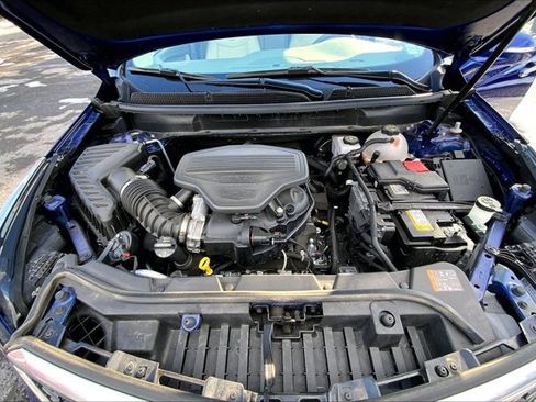 Used 2025 Cadillac XT5 Premium Luxury w/ LPO, Floor Liner Package image 9