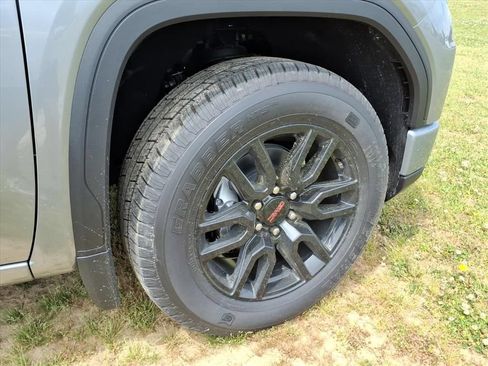 New 2026 GMC Sierra 1500 Elevation AWD/4WD image 9