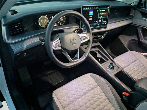 New 2026 Volkswagen Tiguan S image 3