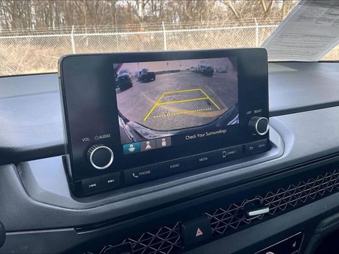 Used 2023 Honda Accord EX image 16