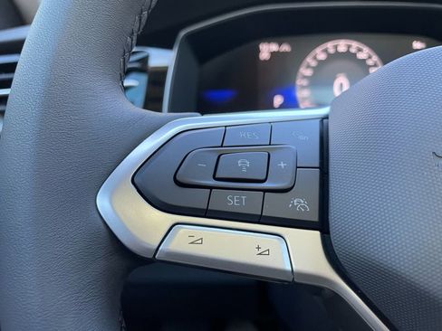 New 2026 Volkswagen Jetta SE FWD image 7