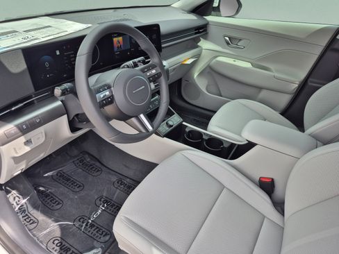New 2026 Hyundai Kona Limited FWD image 18