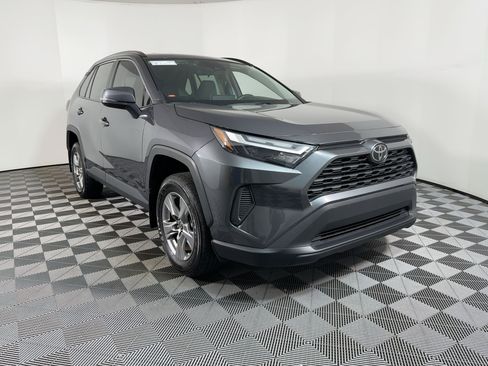 Used 2024 Toyota RAV4 XLE image 6