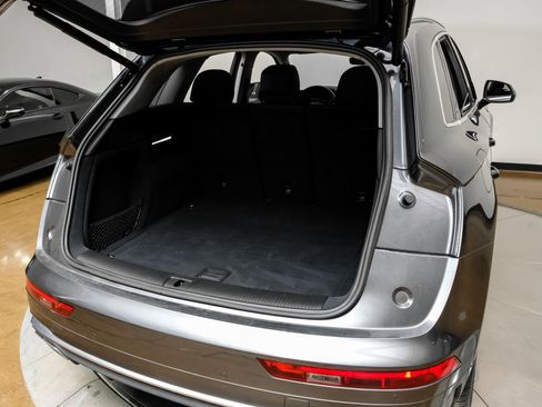 Used 2023 Audi Q5 2.0T Premium Plus w/ Premium Plus Package image 57