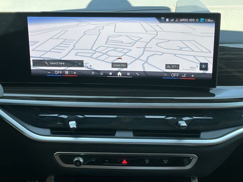 Used 2024 BMW X5 xDrive50e w/ M Sport Package image 4