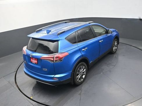 Used 2018 Toyota RAV4 Limited AWD/4WD image 29