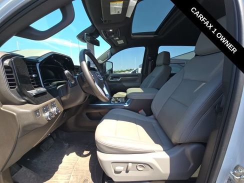 Used 2024 GMC Sierra 2500 SLT w/ SLT Premium Package AWD/4WD image 5