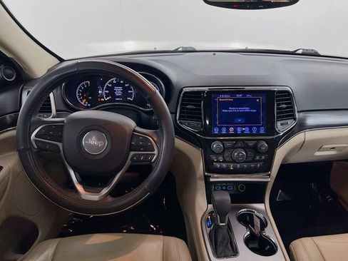 Used 2019 Jeep Grand Cherokee Limited image 23