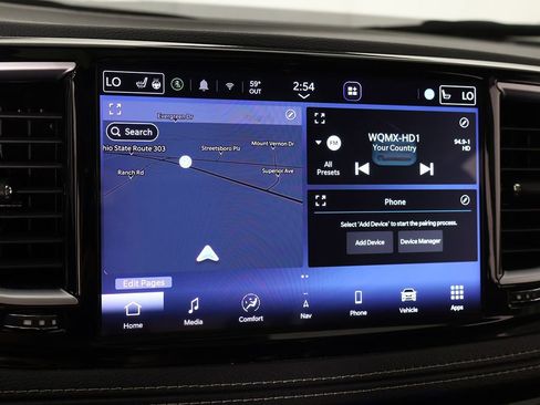 Used 2023 Chrysler Pacifica Limited FWD image 50