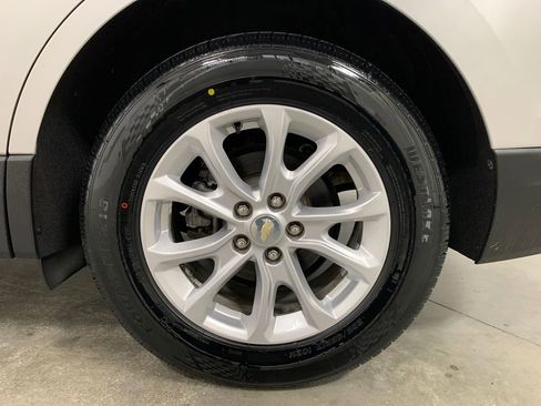 Used 2019 Chevrolet Equinox LT AWD/4WD image 4