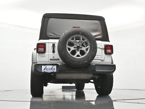 Used 2020 Jeep Wrangler Unlimited Sport AWD/4WD image 41