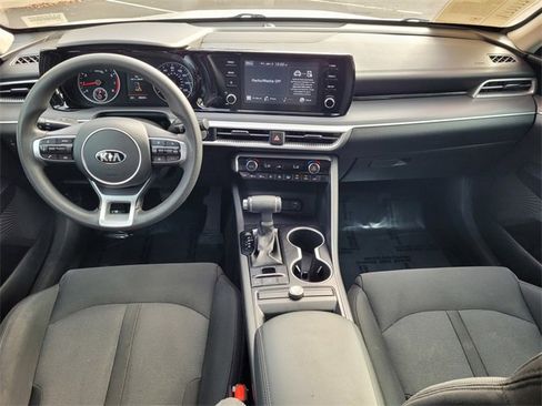 Used 2021 Kia K5 LXS image 9