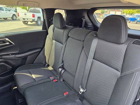 Used 2022 Mitsubishi Outlander ES AWD/4WD image 17