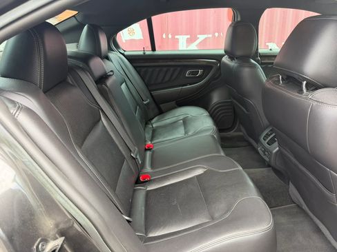 Used 2017 Ford Taurus Limited FWD image 16