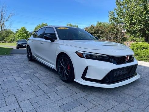 Used 2025 Honda Civic Type R image 8