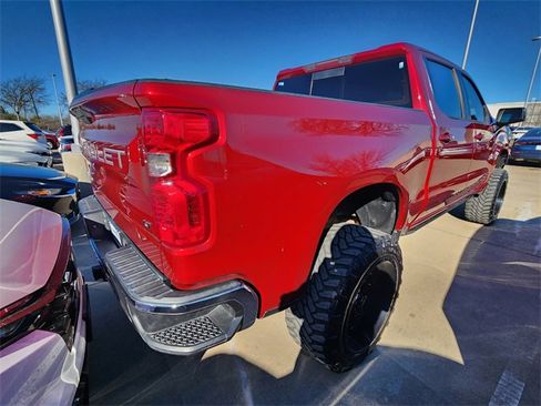 Used 2019 Chevrolet Silverado 1500 LT w/ Texas Edition image 4