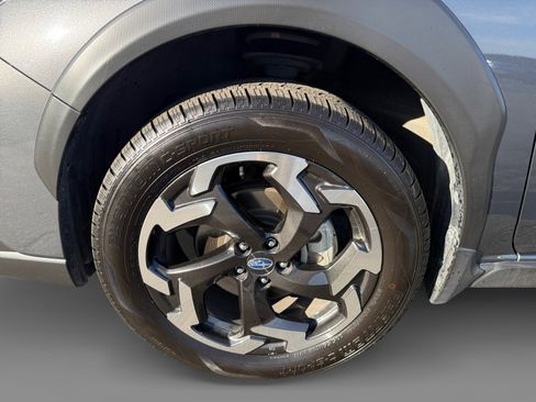 Certified 2023 Subaru Crosstrek 2.5i Limited image 9
