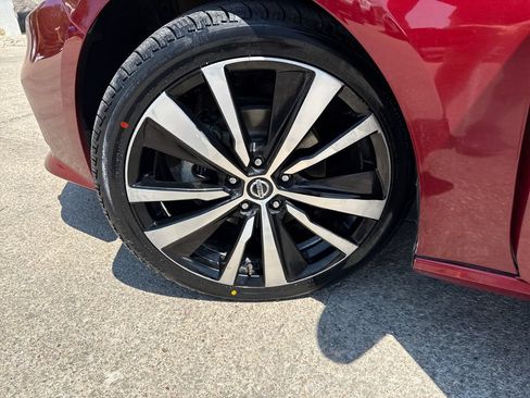 Used 2021 Nissan Altima 2.5 SR FWD image 27