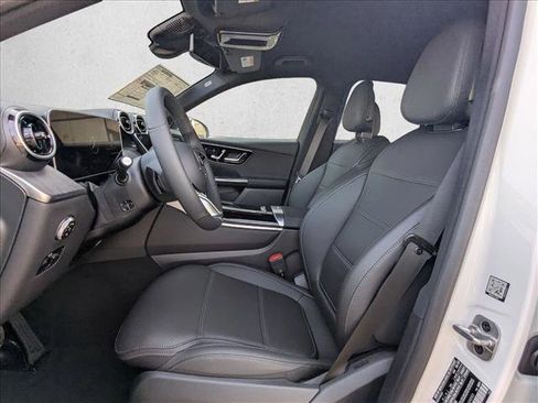 Used 2026 Mercedes-Benz GLC 300 image 13