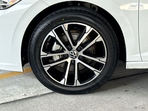 Used 2023 Volkswagen Jetta Sport FWD image 11