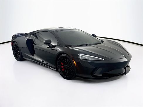 Used 2023 McLaren GT image 3