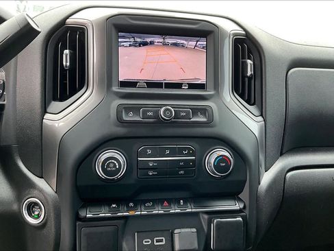 Used 2023 Chevrolet Silverado 1500 Custom AWD/4WD image 40