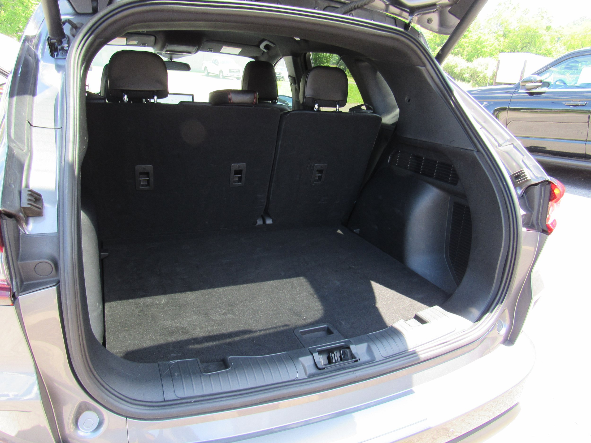 Used 2024 Ford Escape ST-Line w/ Tech Pack #1 AWD/4WD image 30