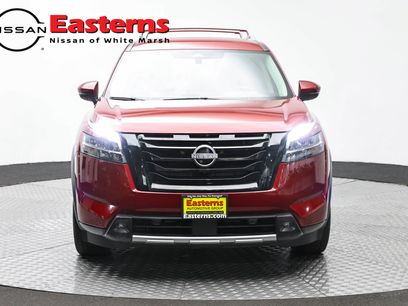 Used 2023 Nissan Pathfinder SL w/ Lighting Package (N92)