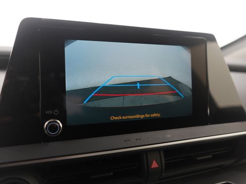 Used 2026 Toyota Prius LE image 23